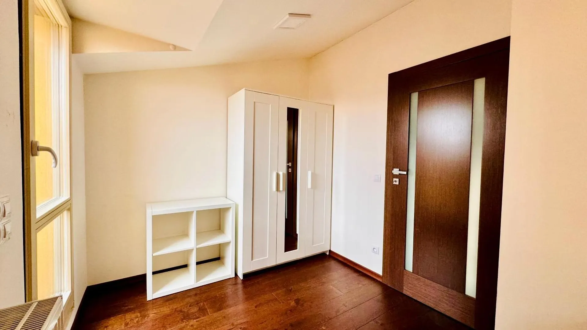 Loft Jecna 43, Prague Apartment
